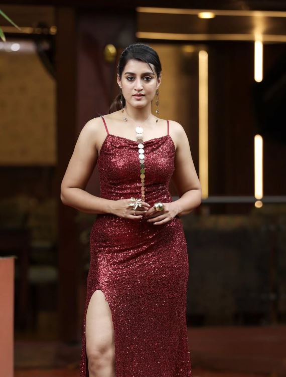 Viviya Santh B